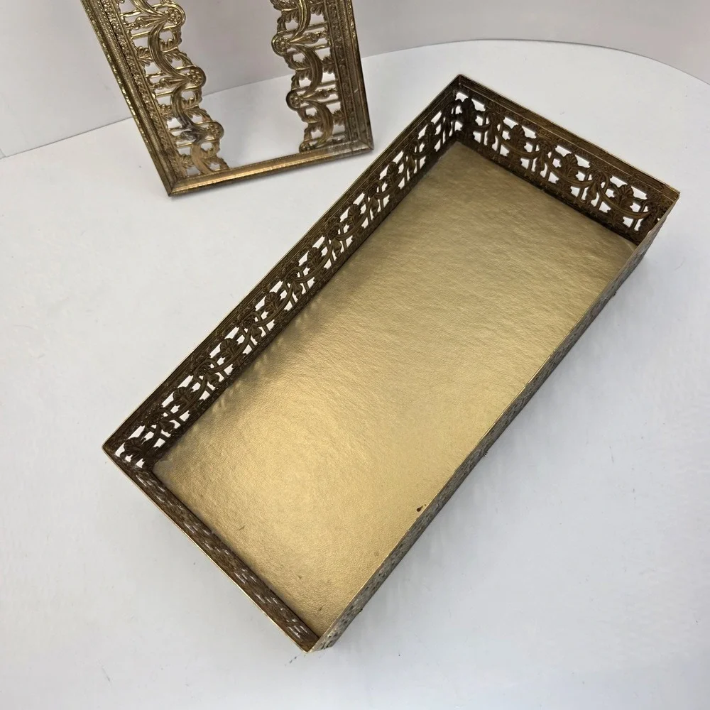 Hollywood Regency Gold Metal Filigree Tissue Box Cover Vanity Bathroom Decor